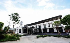 โรงแรมบาย กาญจนบุรี